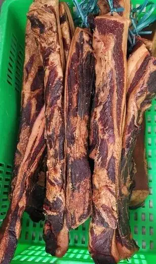 腊肉的做法最正宗的做法？四川乐山马边彝家古法腌熏实录