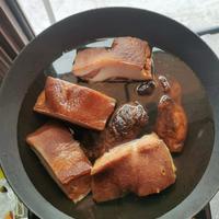腊肉烟熏味太重怎么去除?