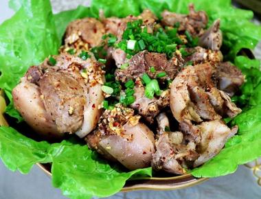 马边县城老牌经典小吃 本地人从小爱吃风味小食