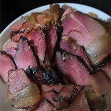 风一吹，马边的腊肉香就飘出了山坳。