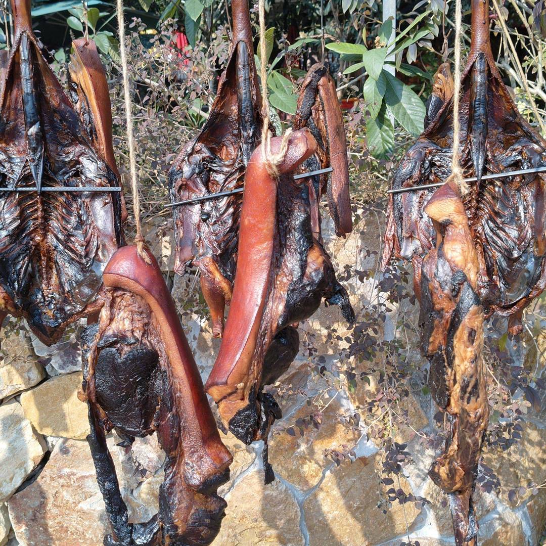 风一吹，马边的腊肉香就飘出了山坳。