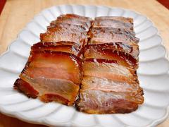 蒸腊肉时长全解析：不同厚度与设备下的完美蒸制指南