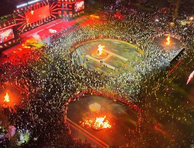 火把节是什么节日？彝族火把节起源、习俗与吉祥寓意全面解析
