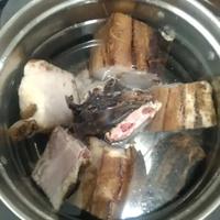 腊肉炒菜前用煮一下吗？烟熏腊肉家常预处理正确方法