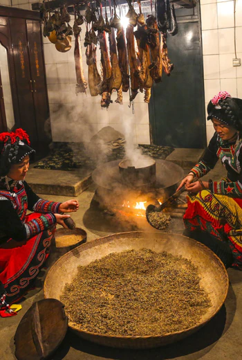 泡水酒怎么做？高山荞麦杆杆酒制作技艺与翻车经验分享