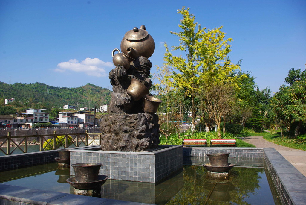 马边县城：彝乡河畔，藏着烟火与慢时光