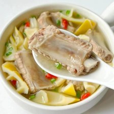 竹笋炖排骨家常做法