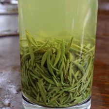毛尖需要洗茶吗？80℃水温、洗茶时间和茶水分离一次讲清